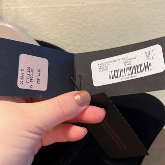 Burberry LBD - Picture 7 of 8